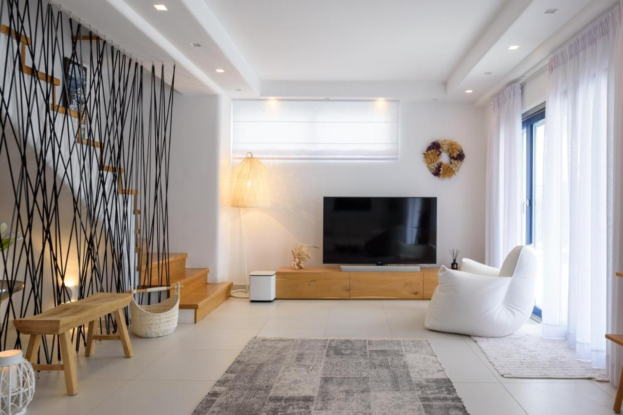 Amor Hideaway Villas Fira  Exterior photo