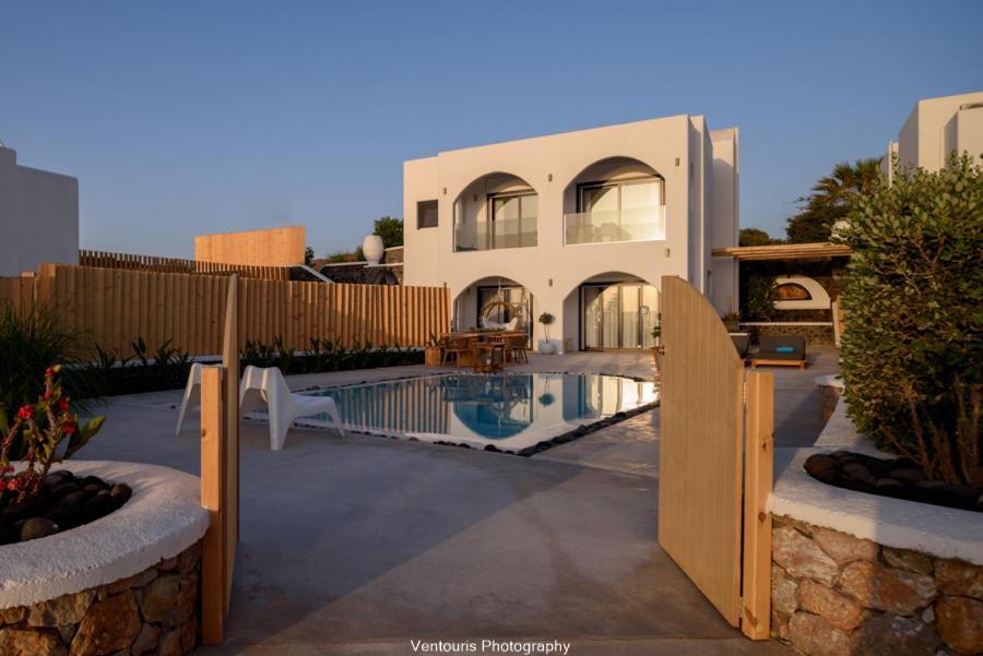 Amor Hideaway Villas Fira  Exterior photo