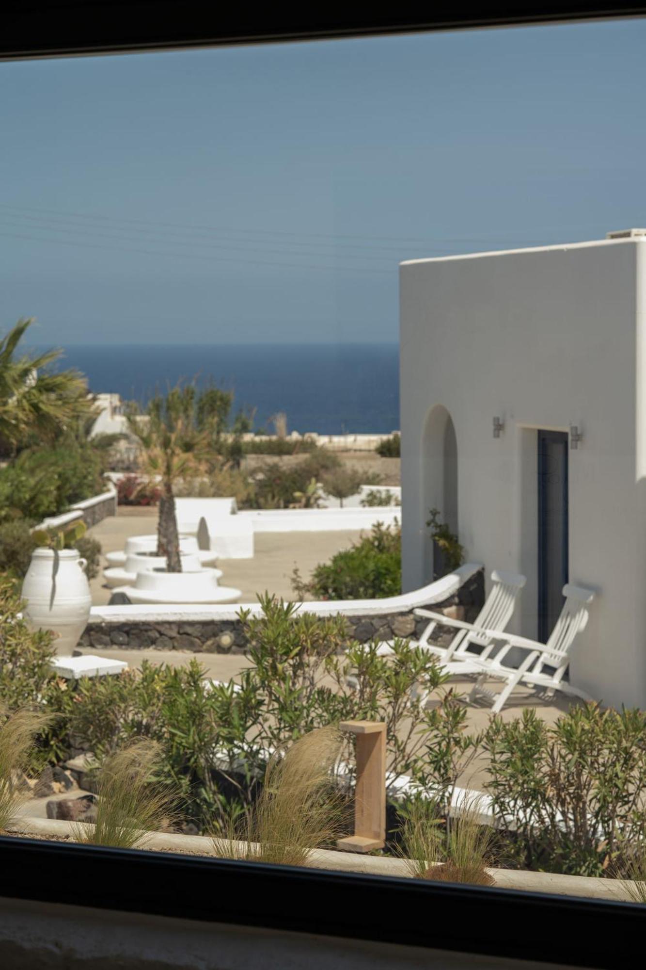 Amor Hideaway Villas Fira  Exterior photo